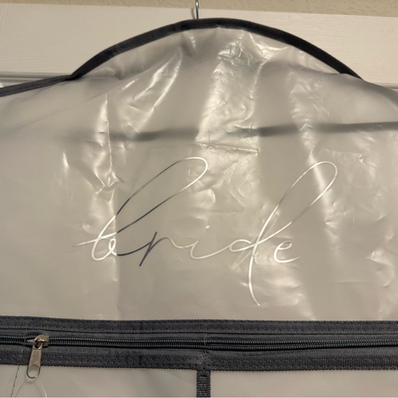 David's Bridal White and Gray Travel Garment Bag - Picture 6 of 7
